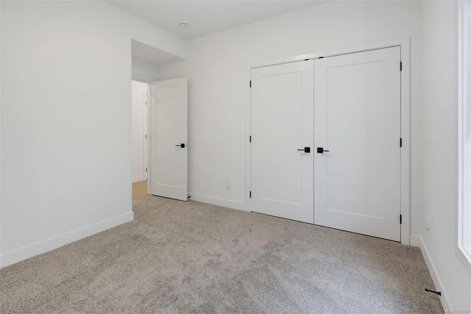 7057 Central Saanich Rd