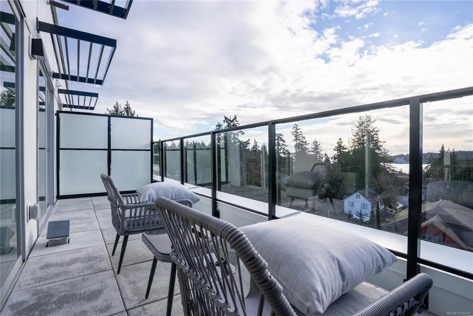 258 Helmcken Rd