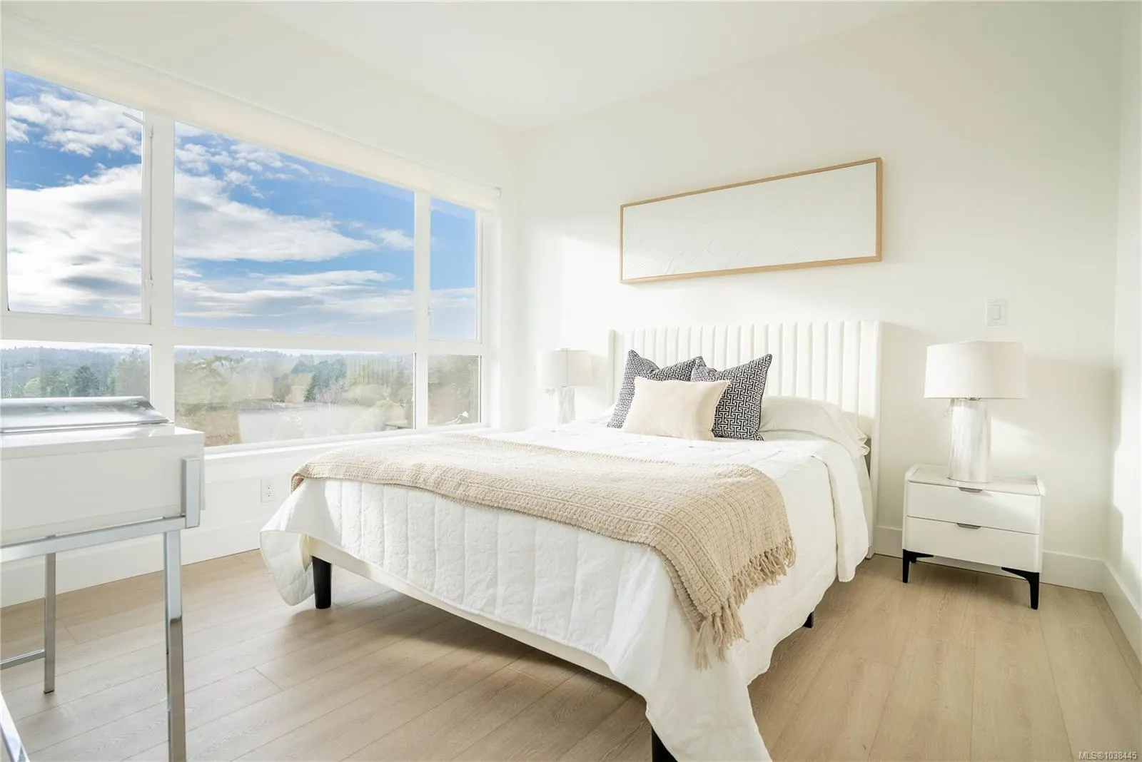 258 Helmcken Rd