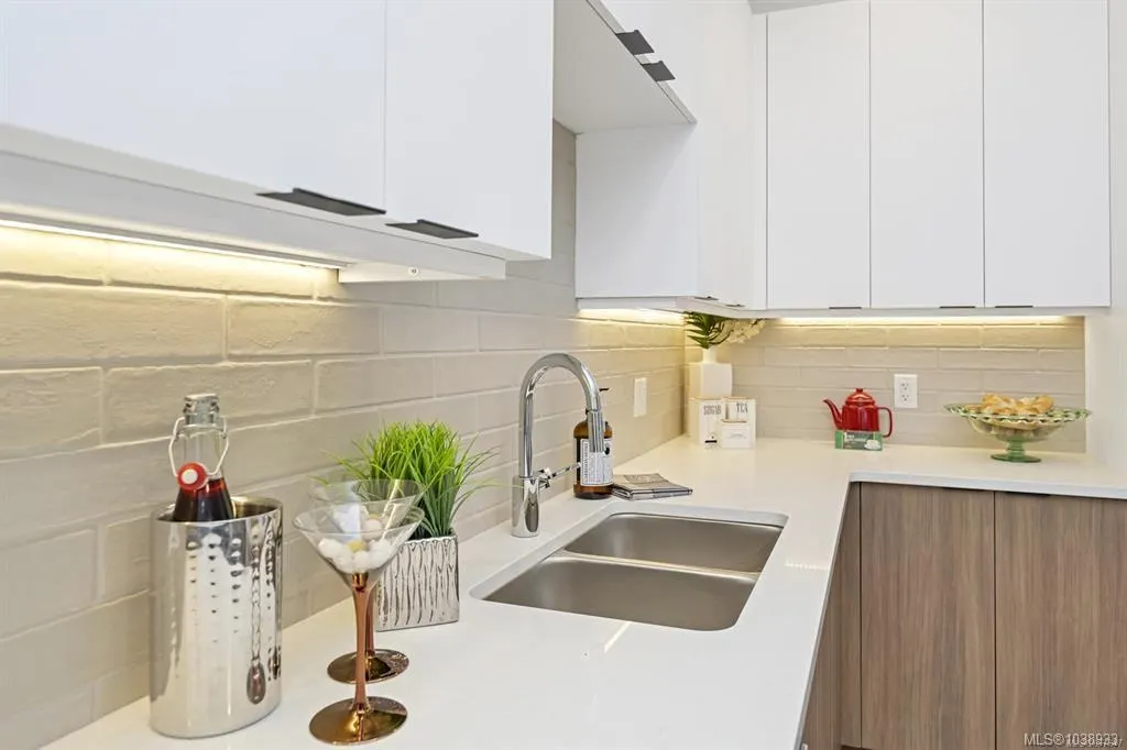 2330 Sooke Rd