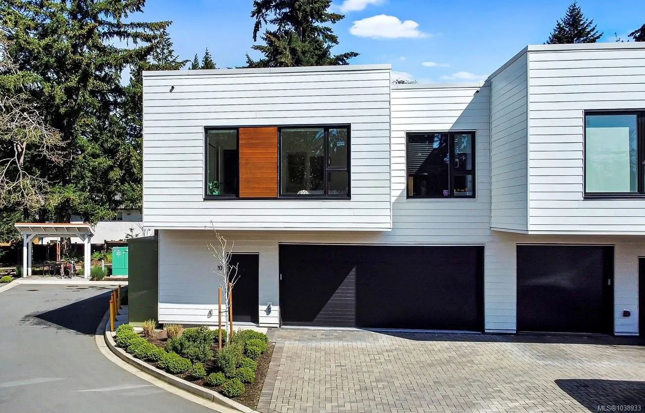 2330 Sooke Rd