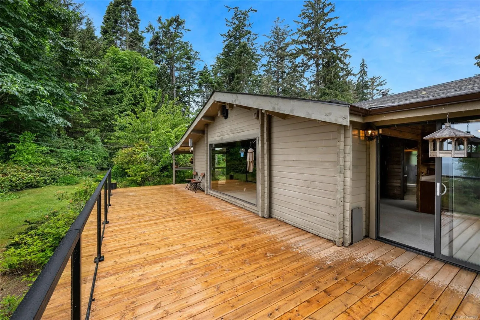 7095 Richview Dr