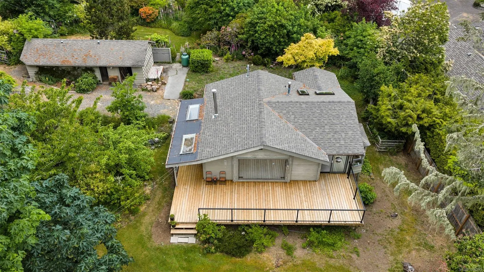 7095 Richview Dr