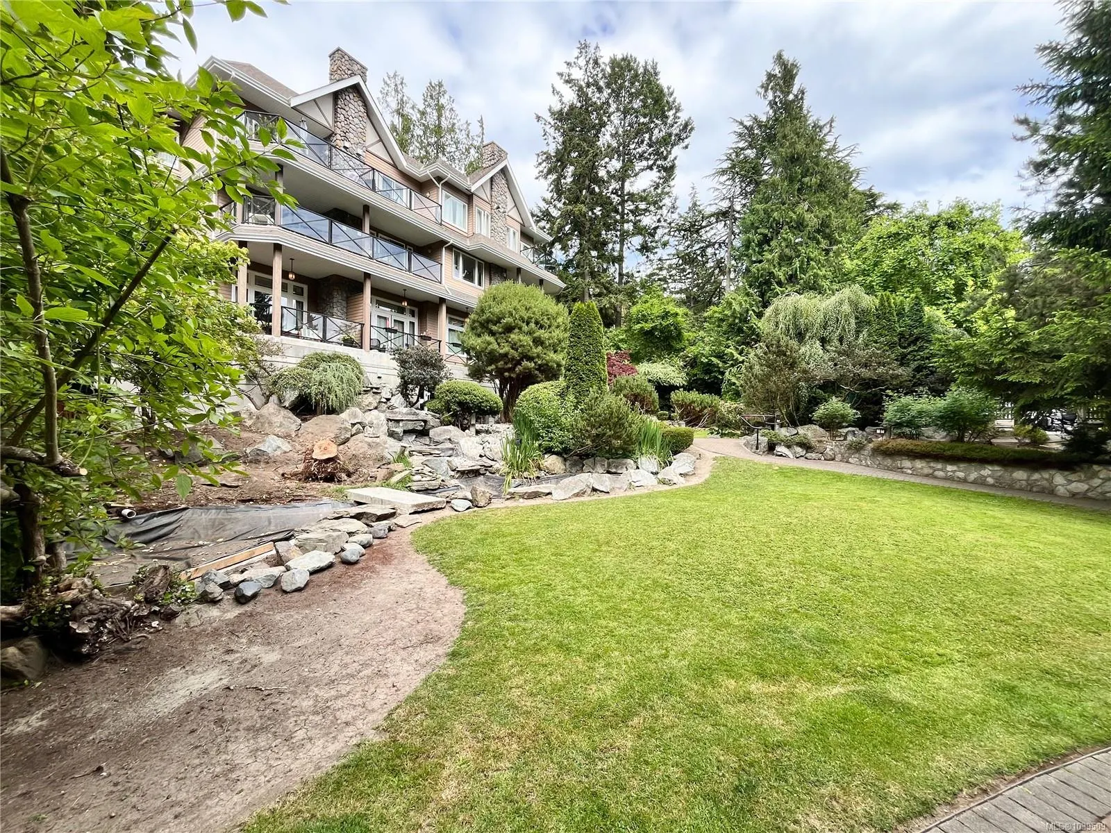 2326 Harbour Rd