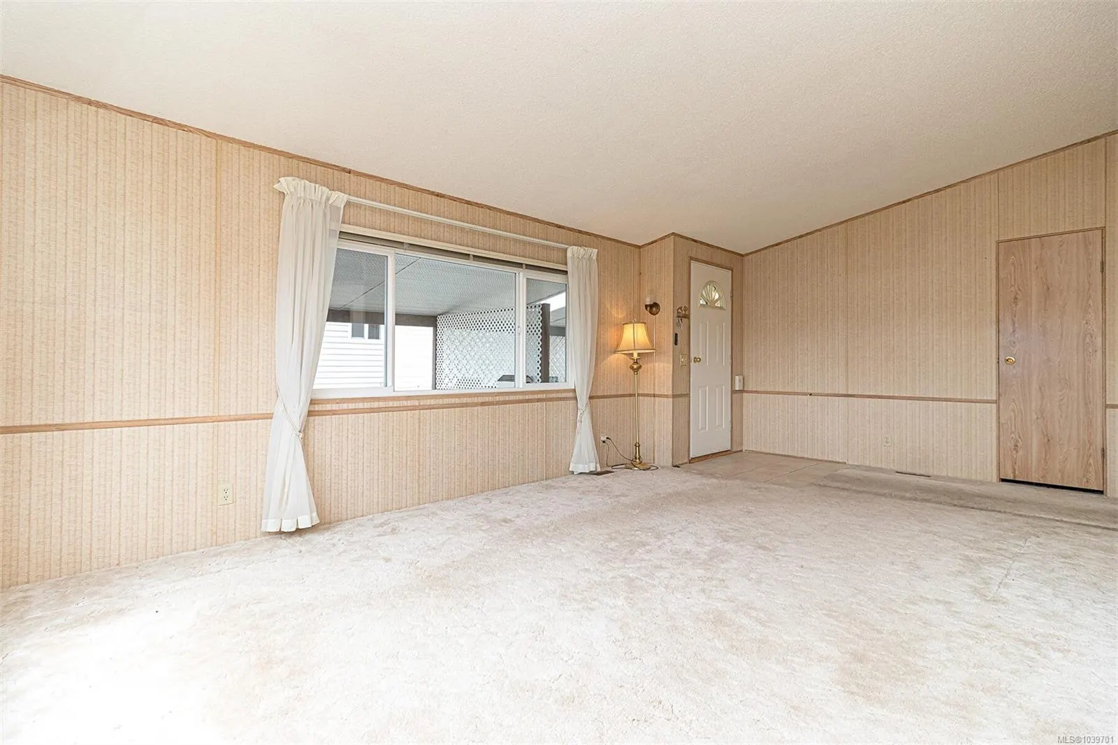 7701 Central Saanich Rd