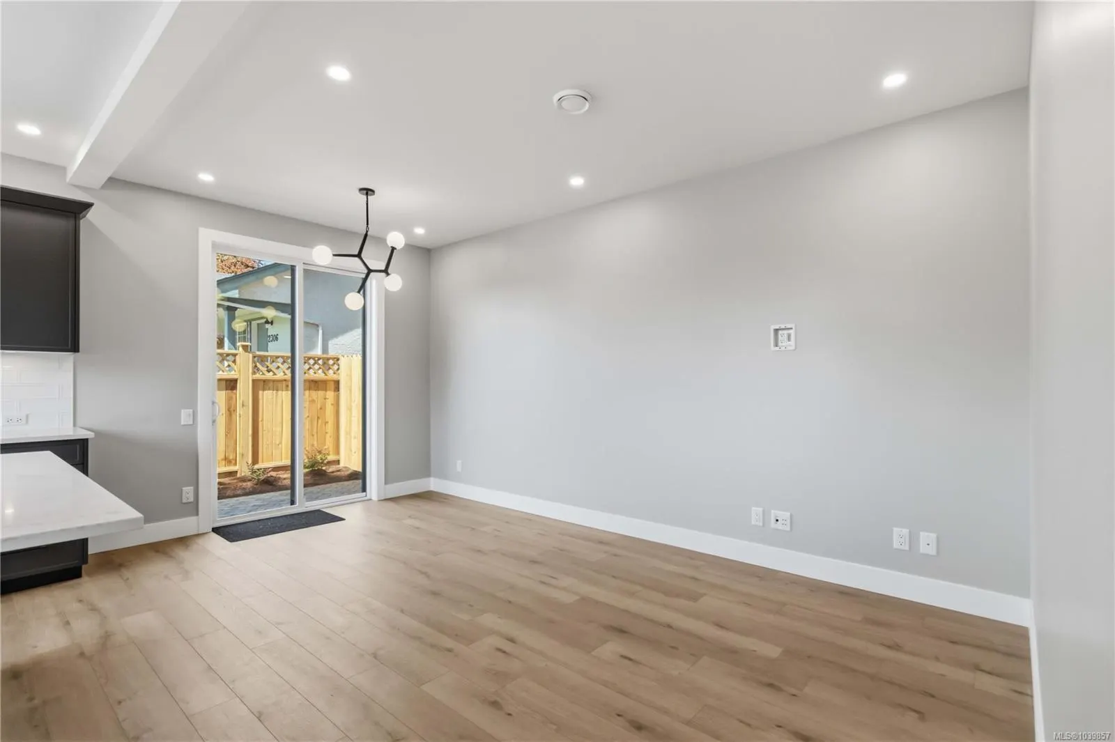 2312 Orchard Ave