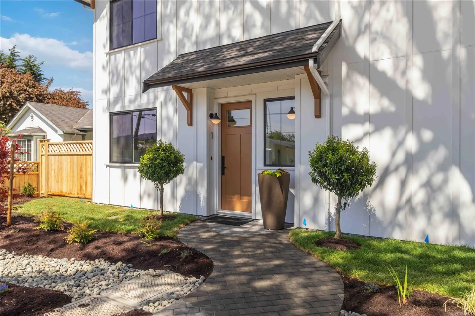 2312 Orchard Ave