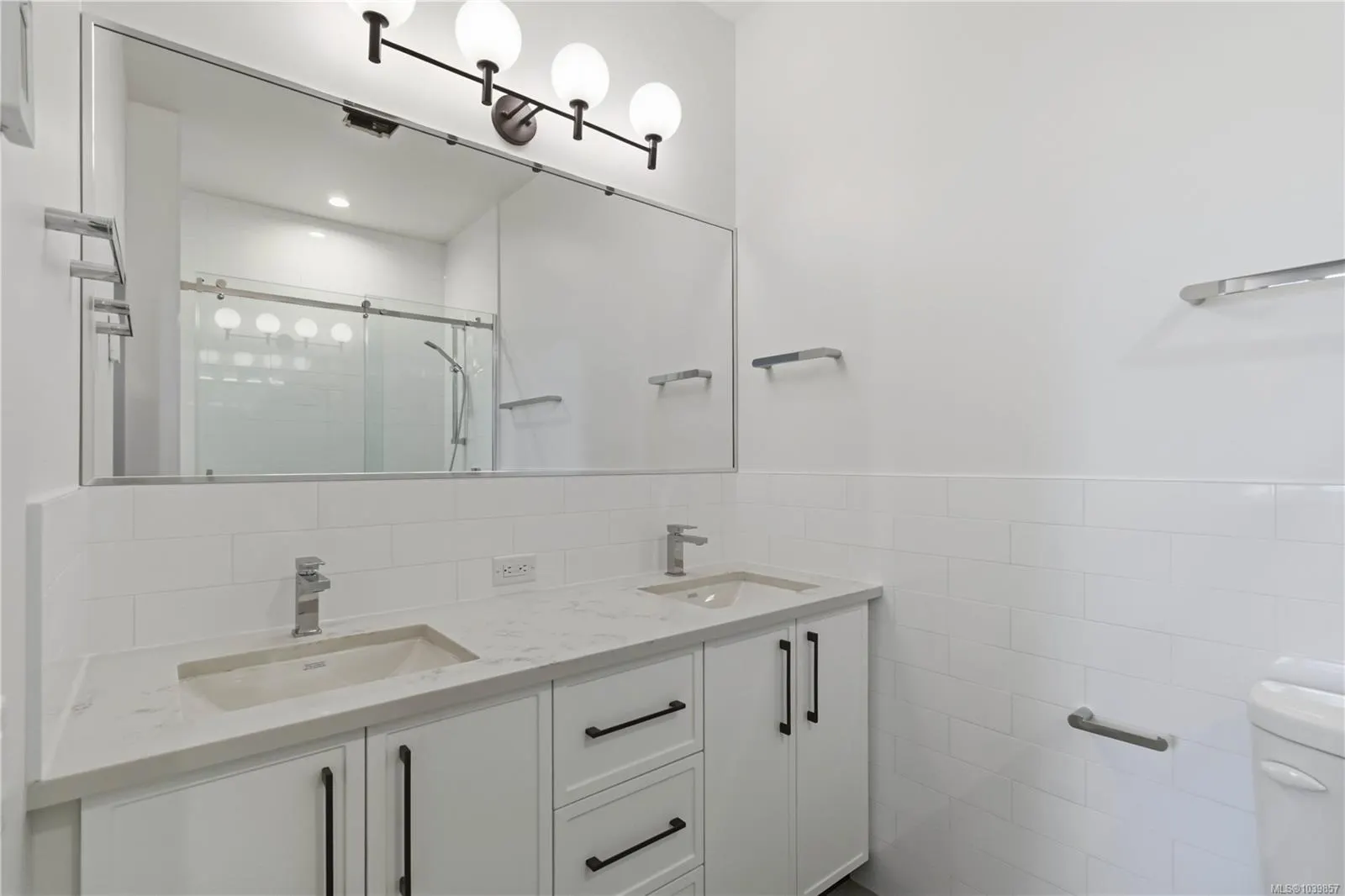 2312 Orchard Ave