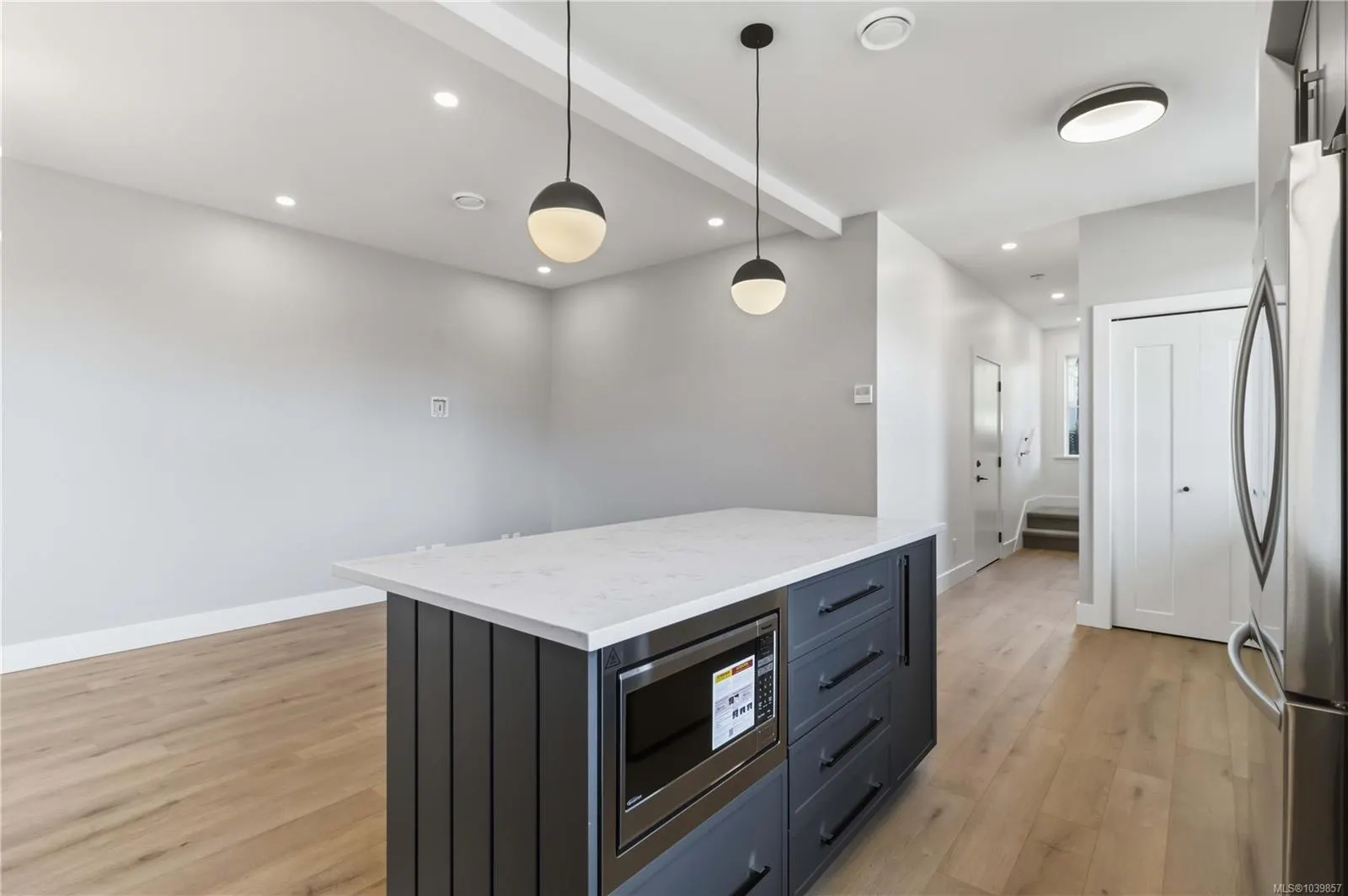 2312 Orchard Ave