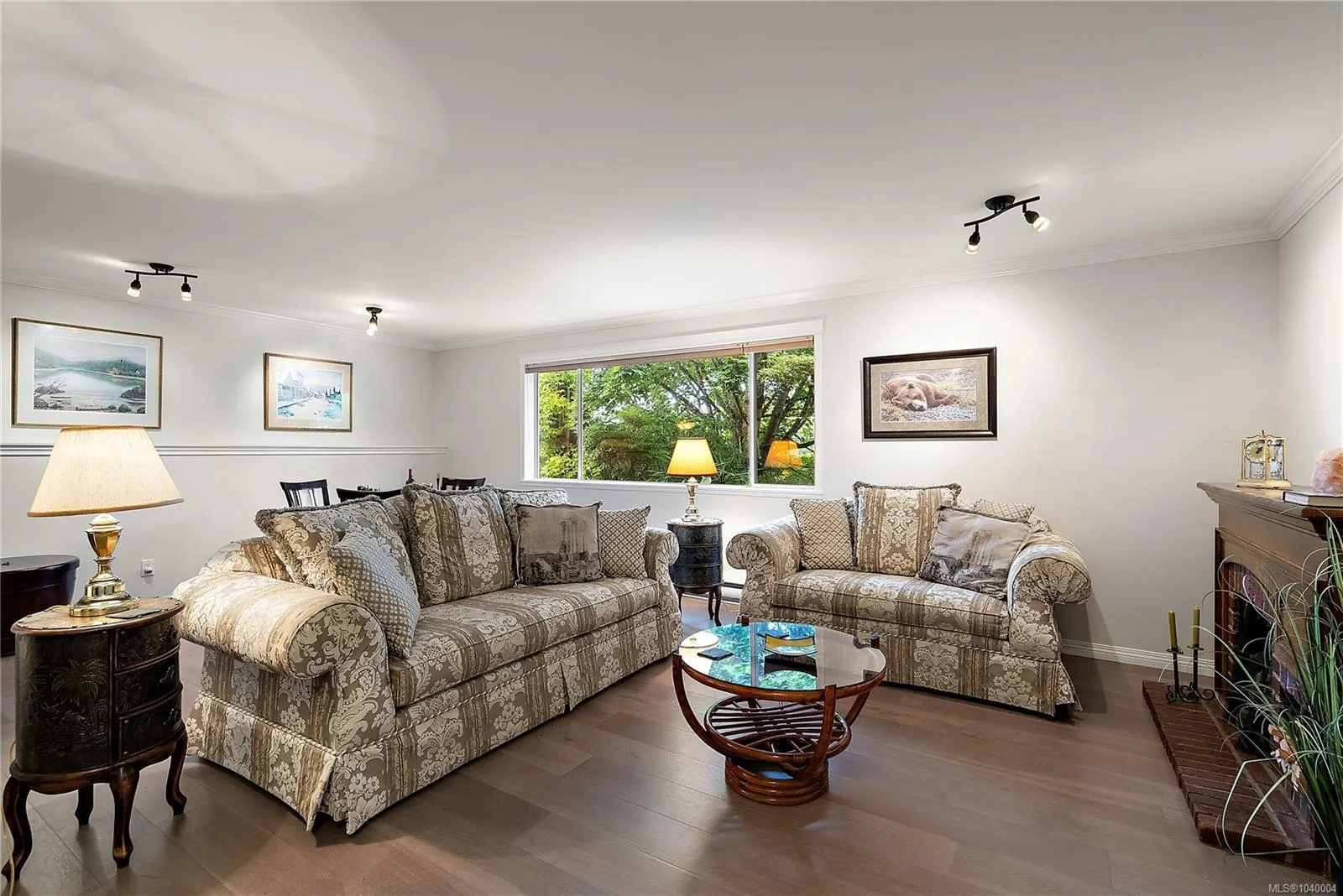 6599 Central Saanich Rd