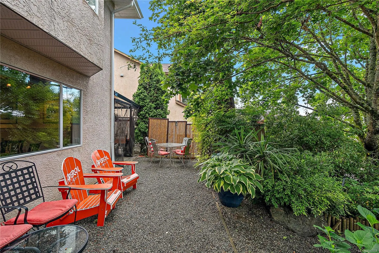 6599 Central Saanich Rd