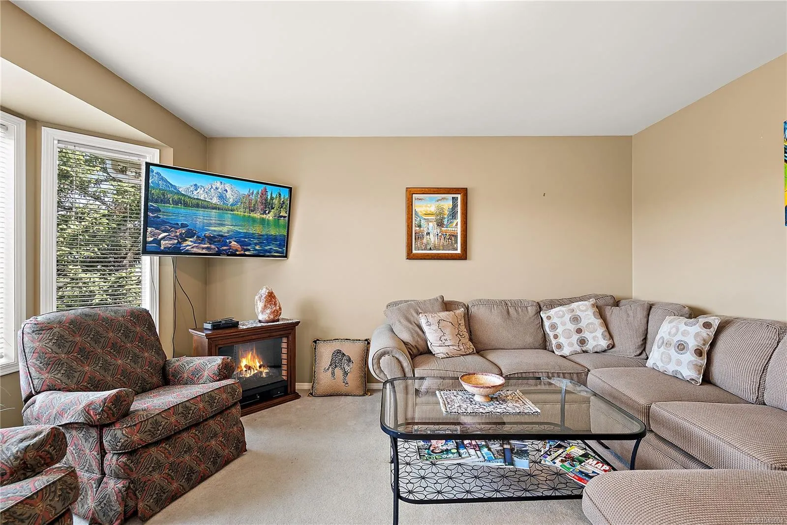 6599 Central Saanich Rd