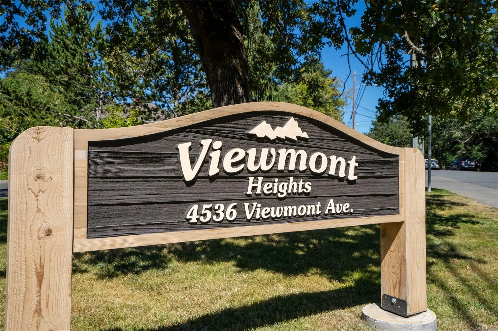 4536 Viewmont Ave