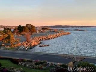 1270 Beach Dr