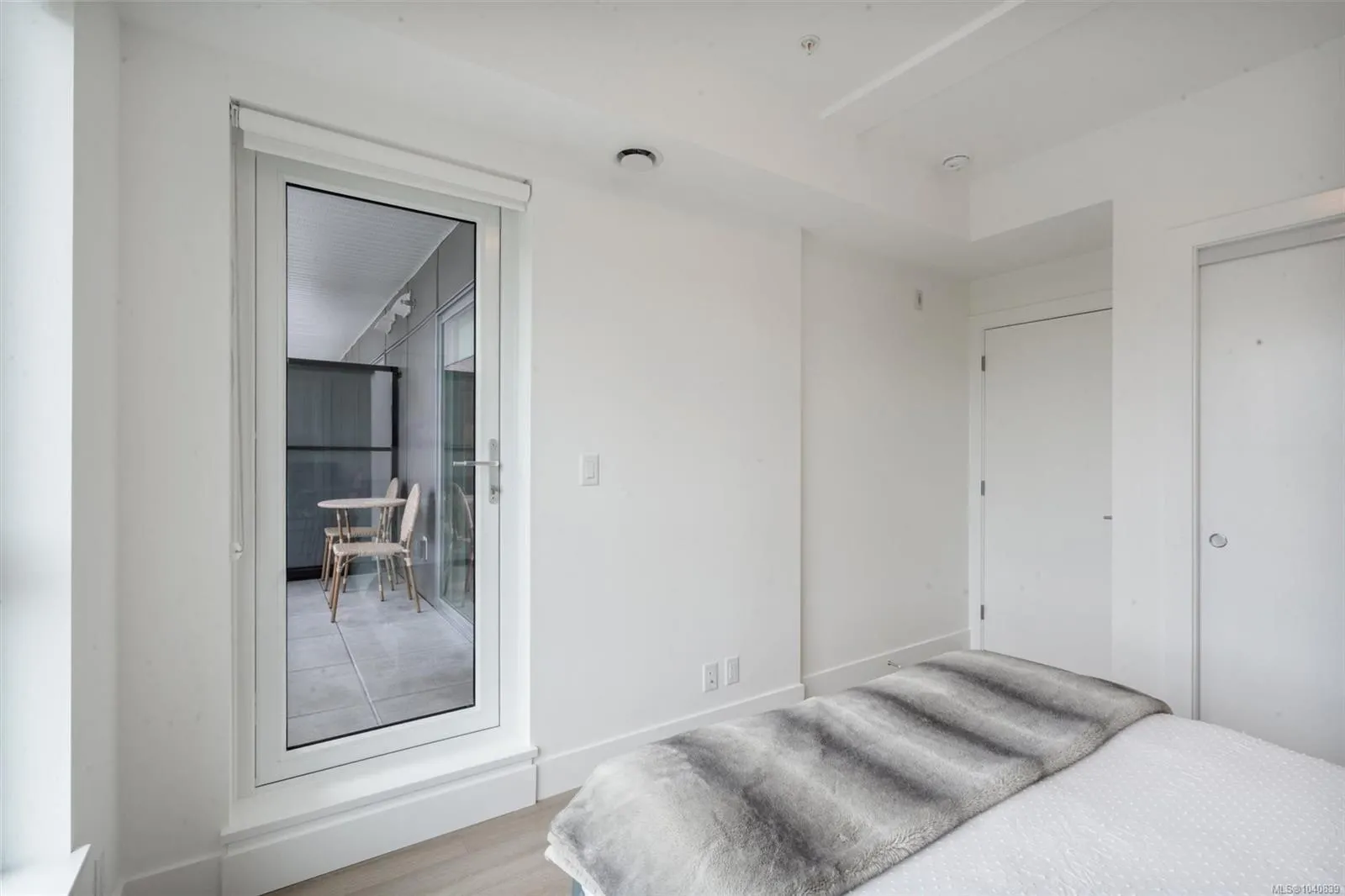 258 Helmcken Rd