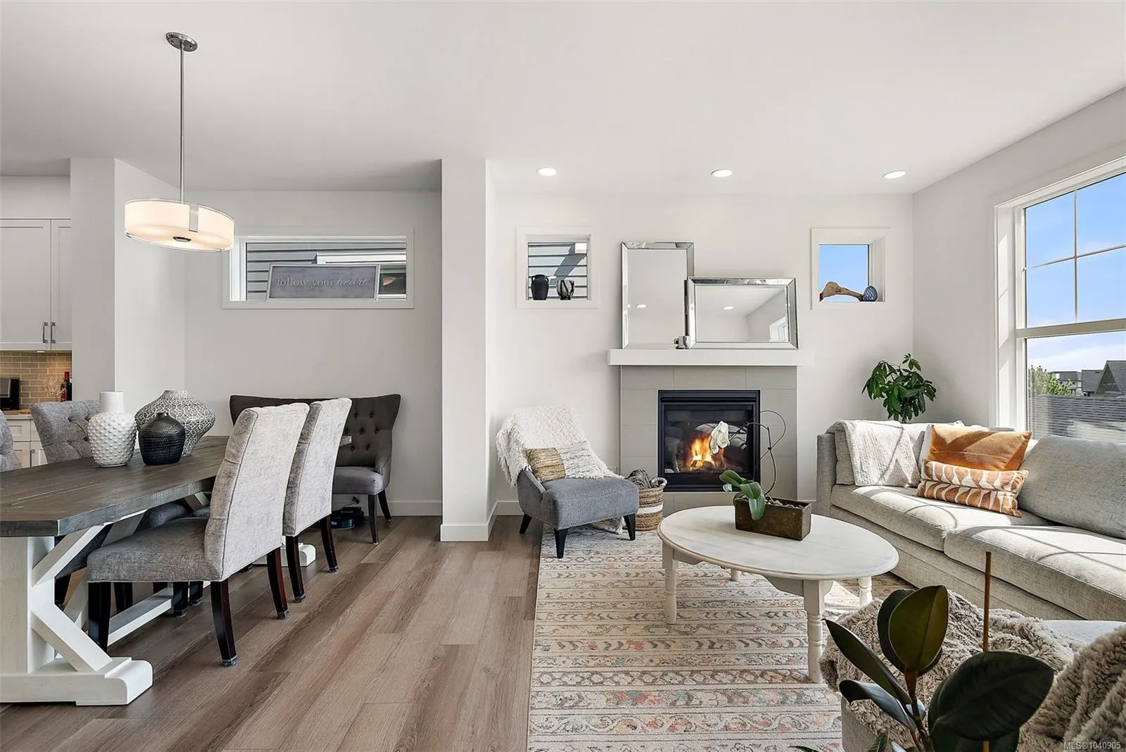 220 Caspian Dr