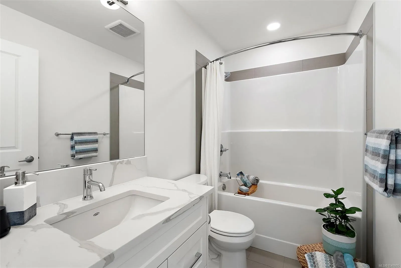 220 Caspian Dr