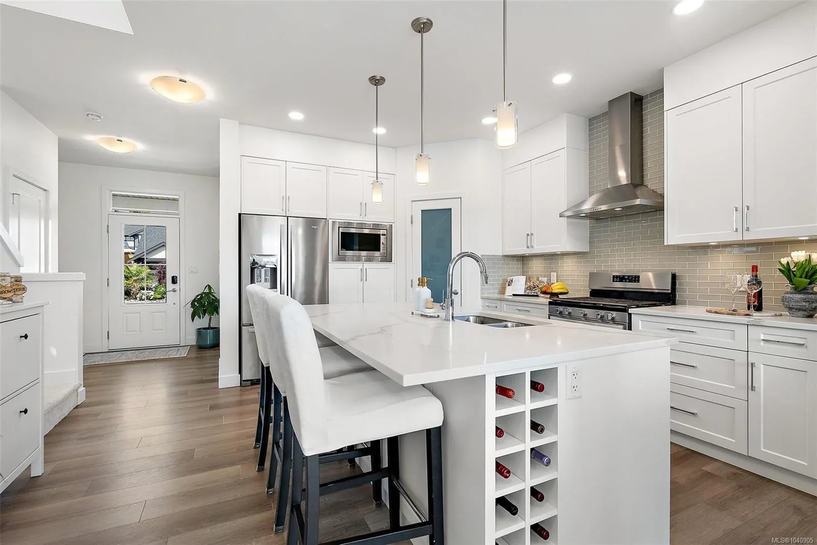220 Caspian Dr