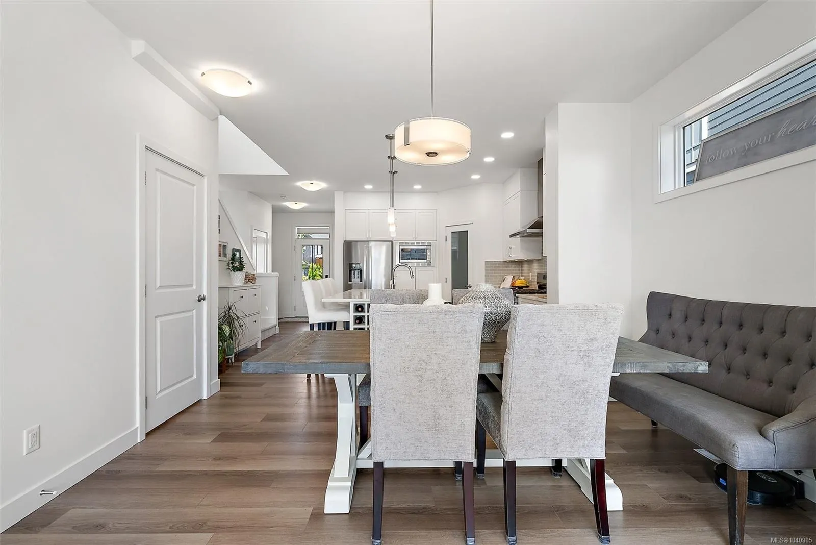 220 Caspian Dr