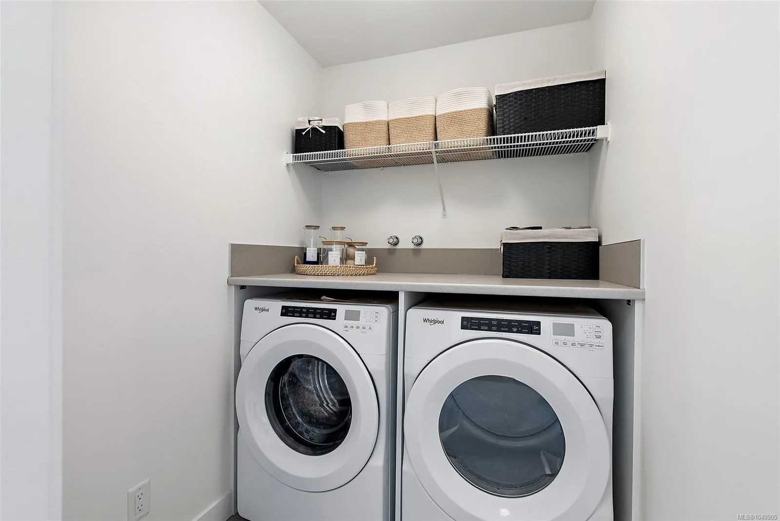 220 Caspian Dr