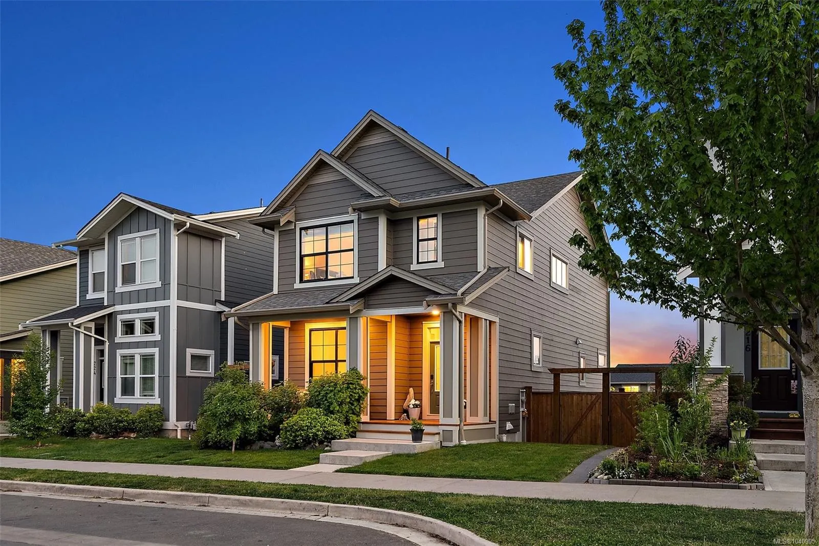 220 Caspian Dr