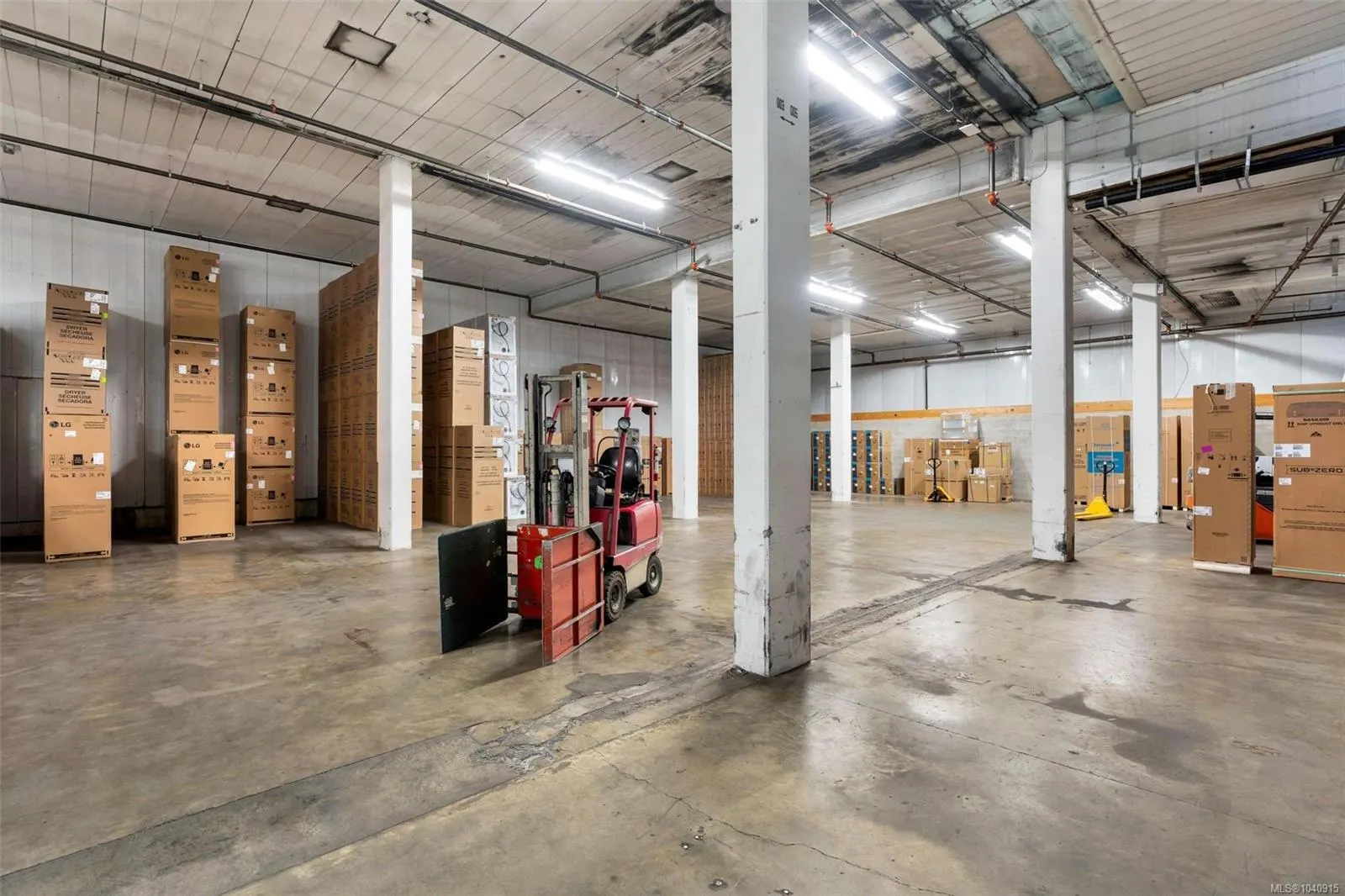 601 Boleskine Rd
