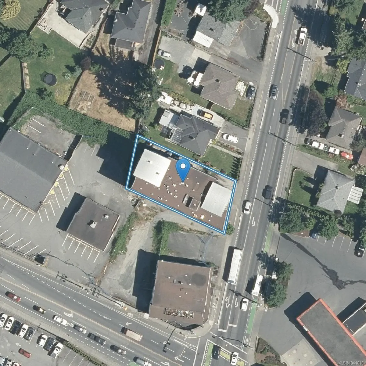1008 Tillicum Rd