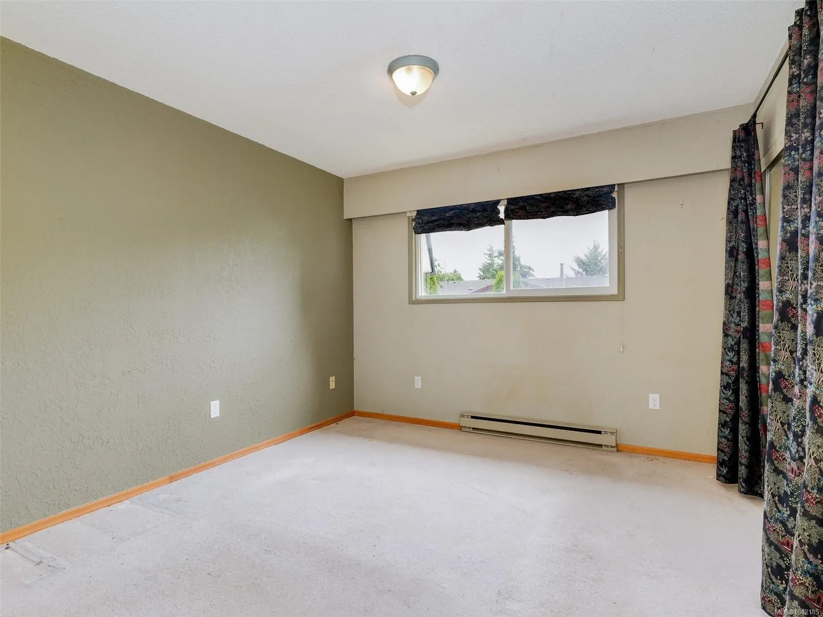 2045 Gatewood Rd