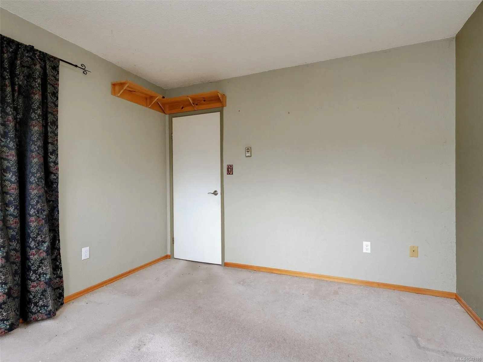 2045 Gatewood Rd