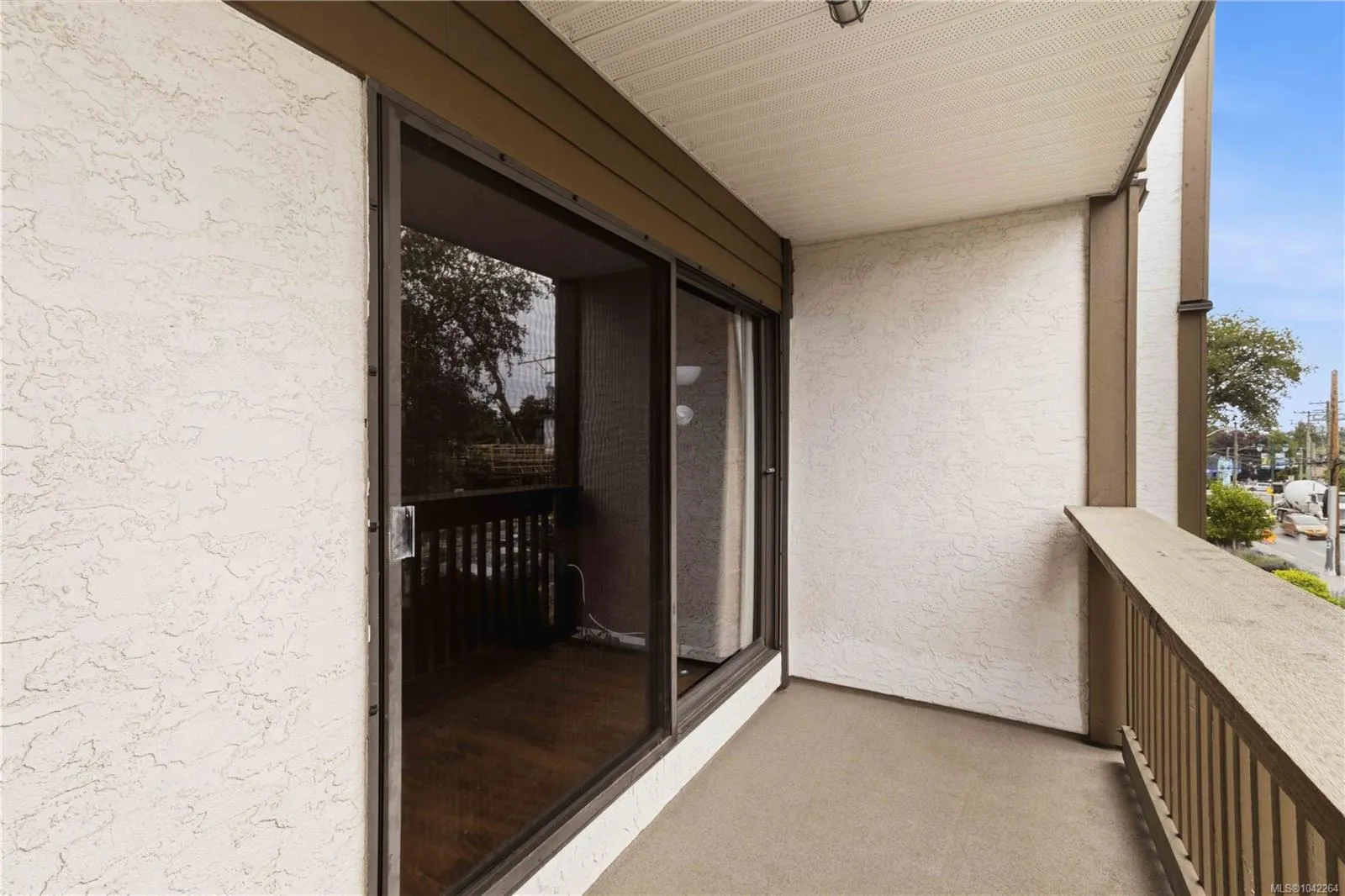 830 Esquimalt Rd