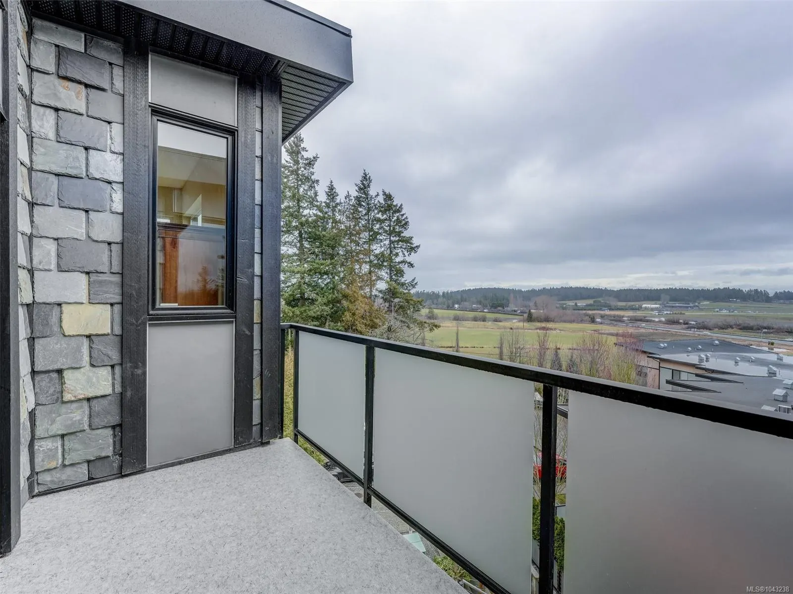 6981 East Saanich Rd
