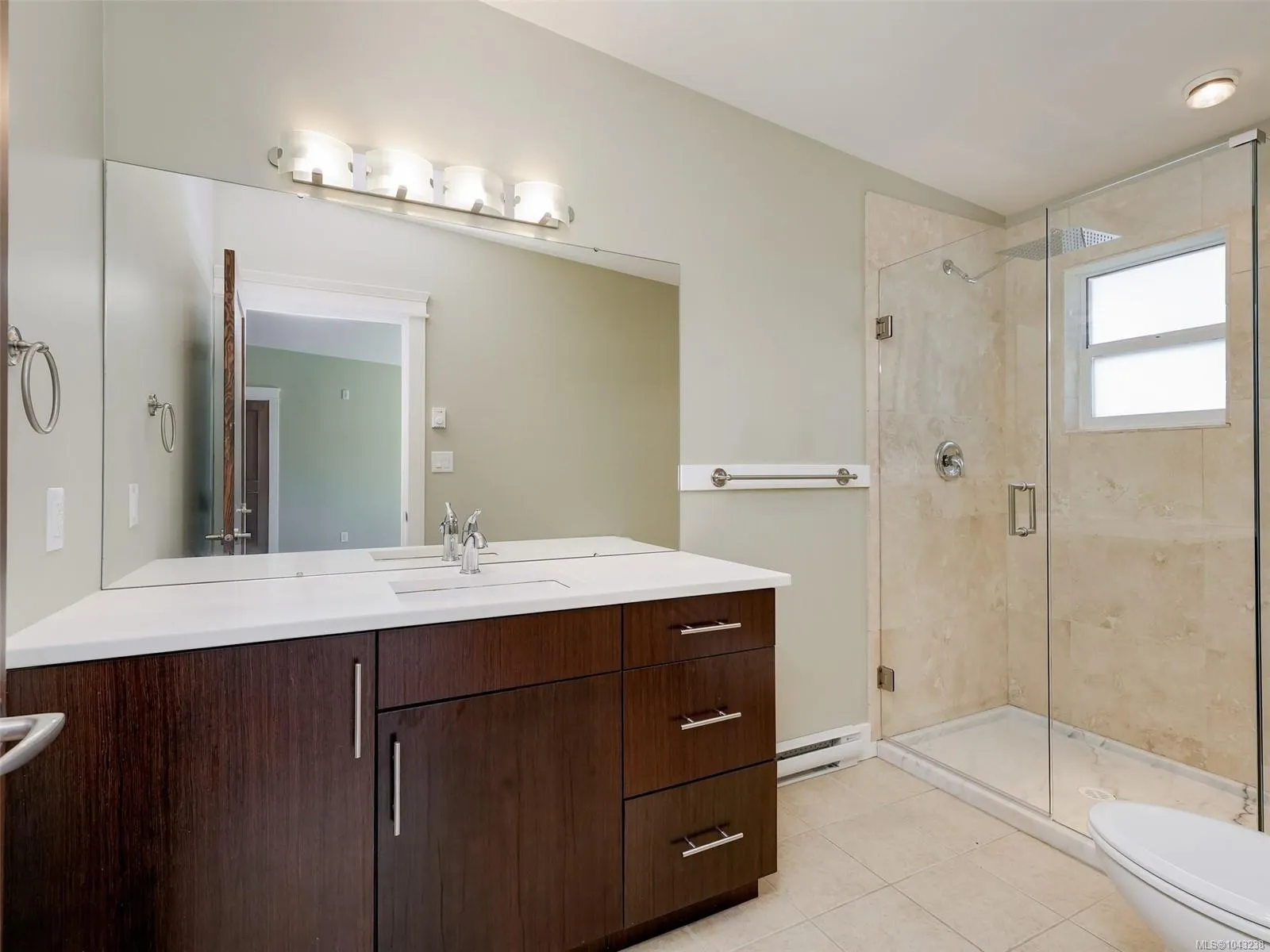 6981 East Saanich Rd