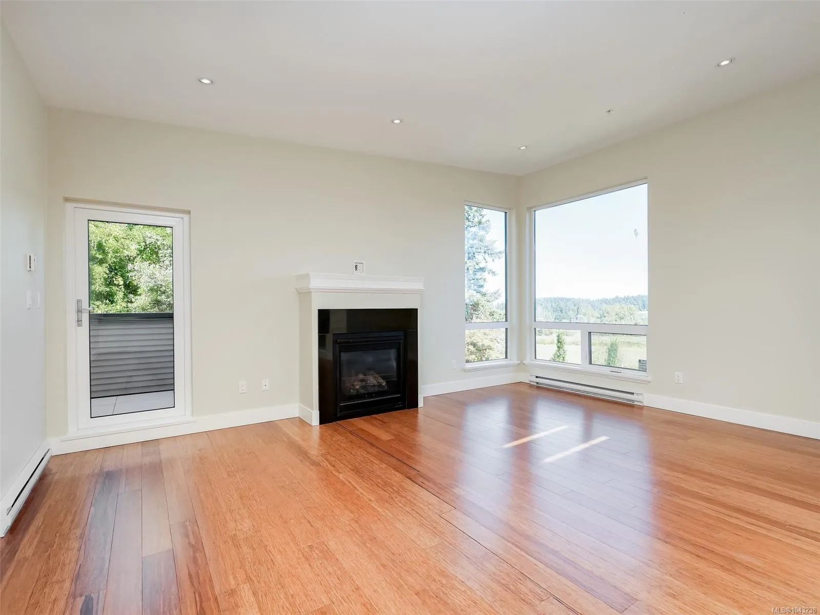 6981 East Saanich Rd