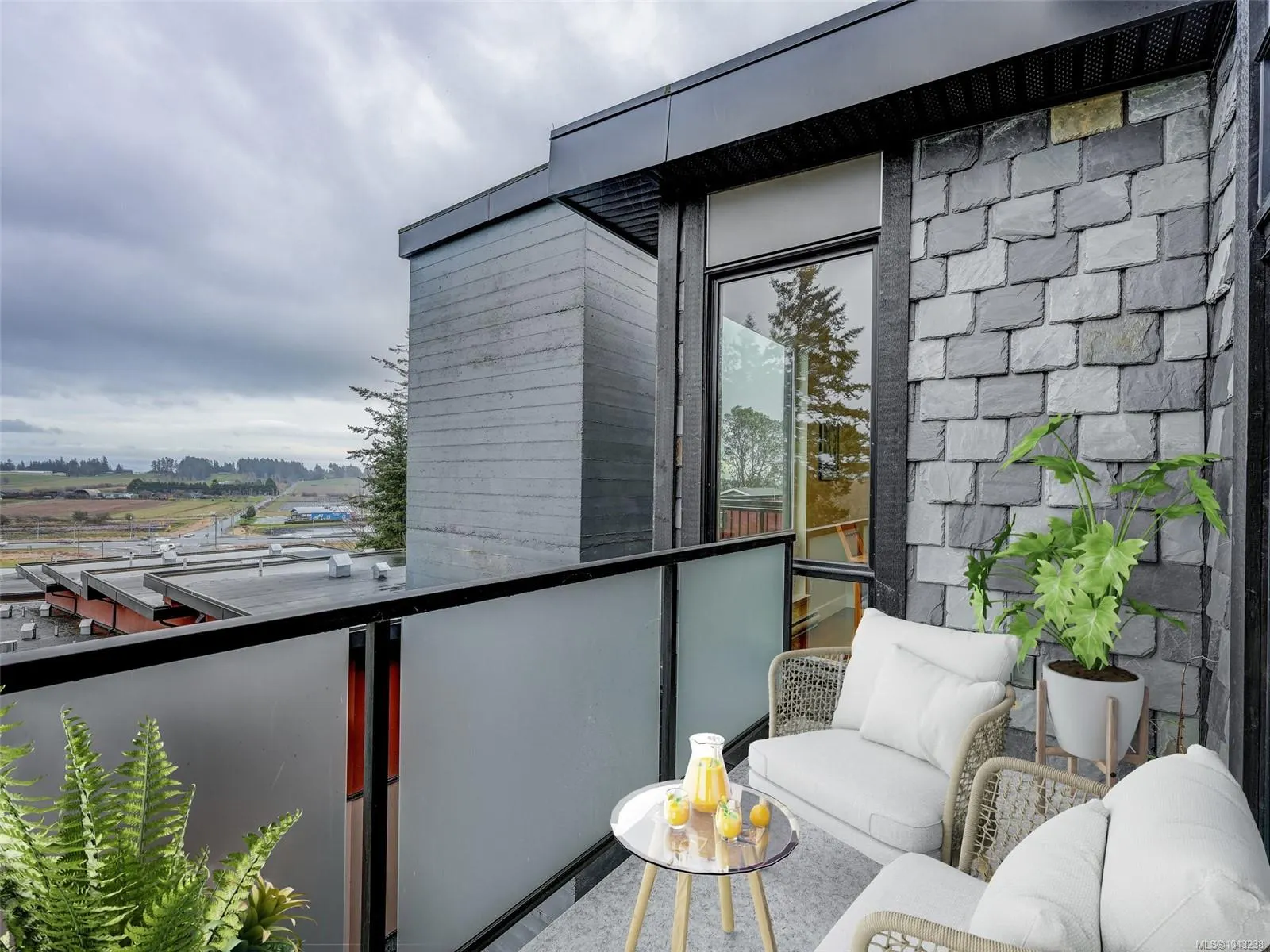 6981 East Saanich Rd