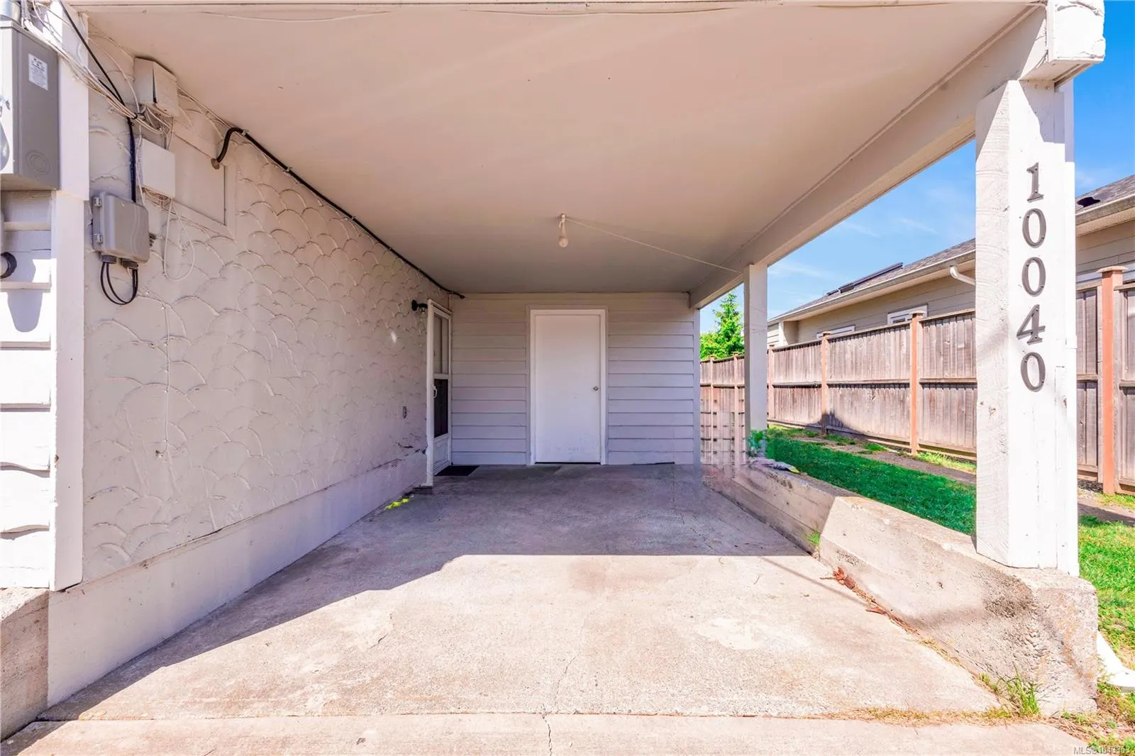 10040 Siddall Rd