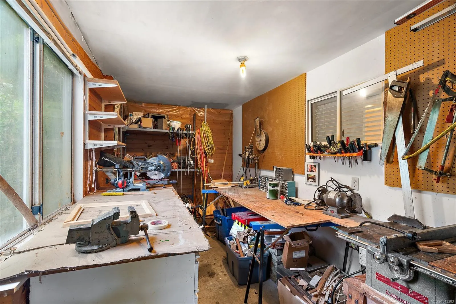 2197 Henlyn Dr