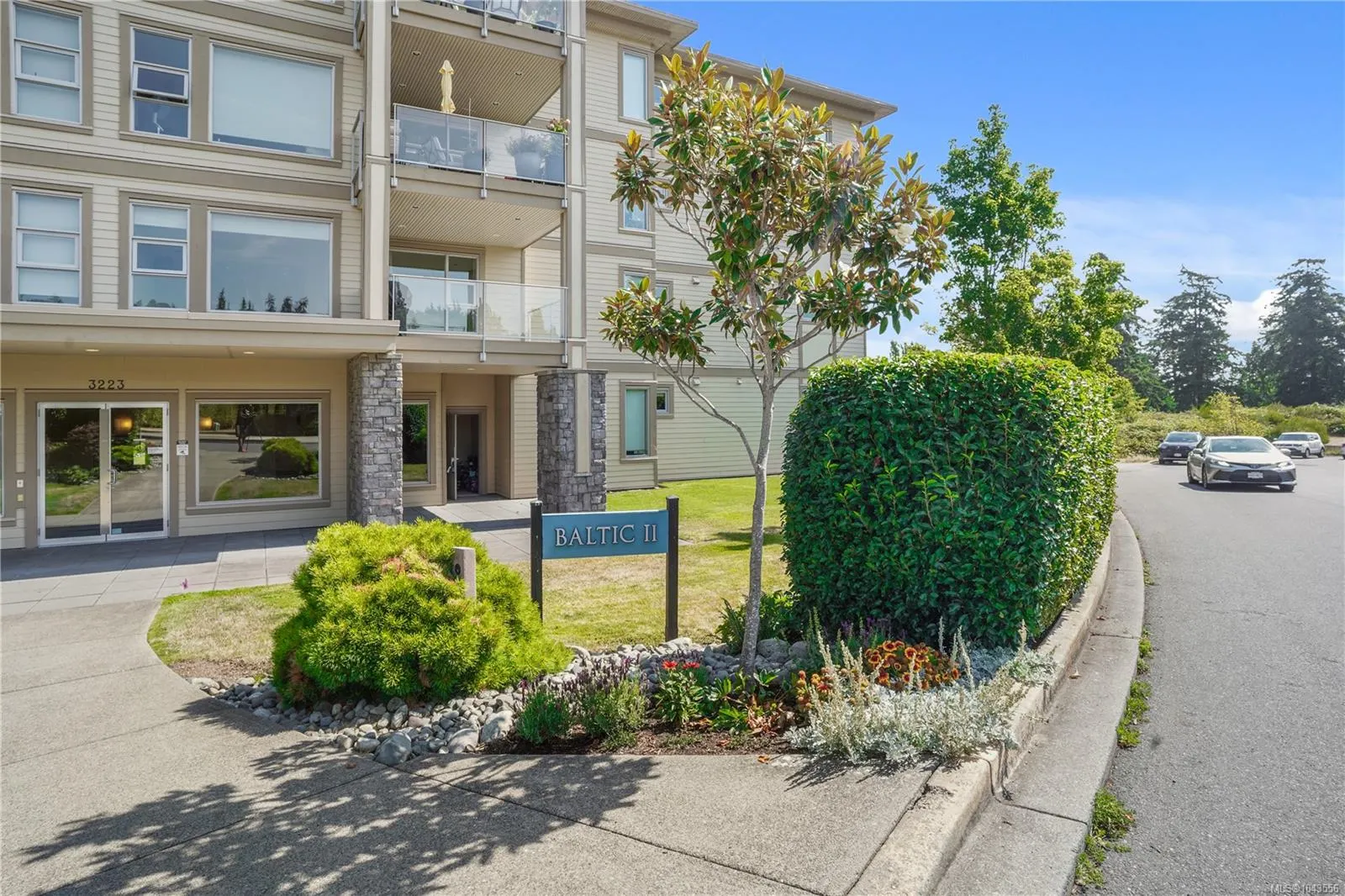3223 Selleck Way