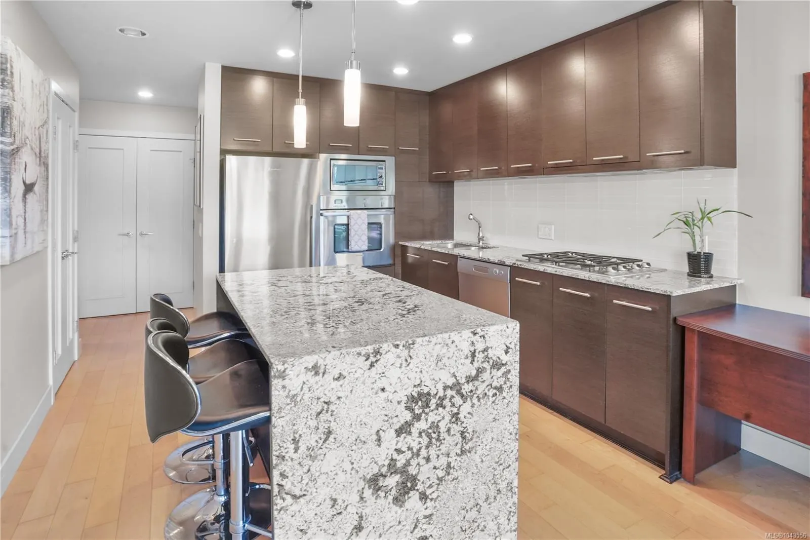 3223 Selleck Way