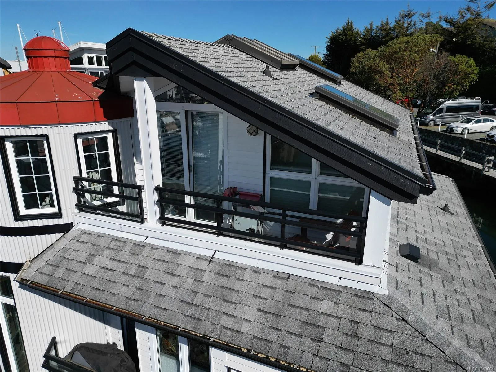 453 Head St