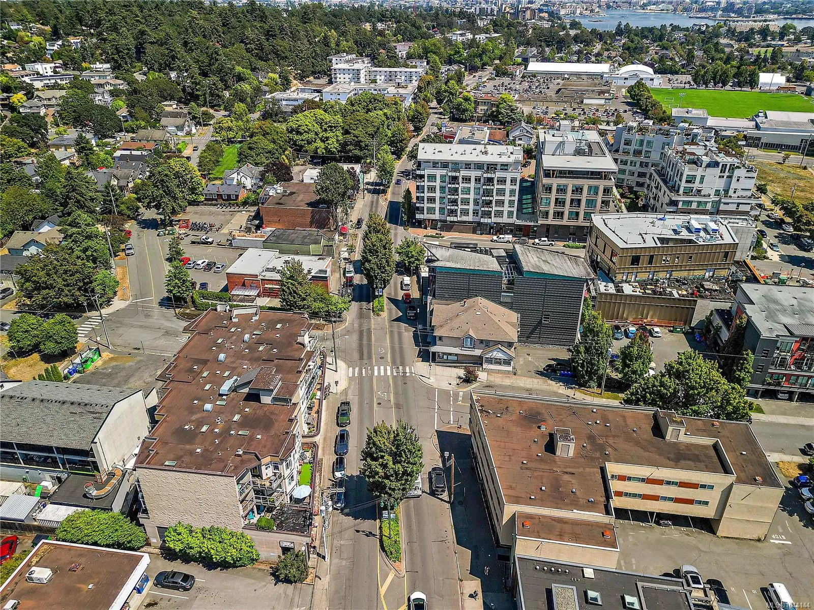 1258 Esquimalt Rd