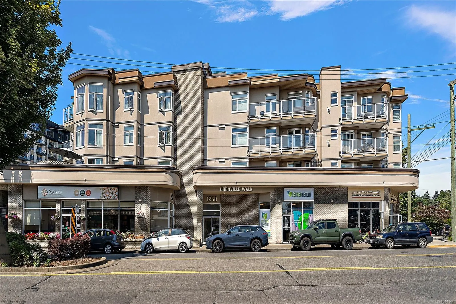 1258 Esquimalt Rd