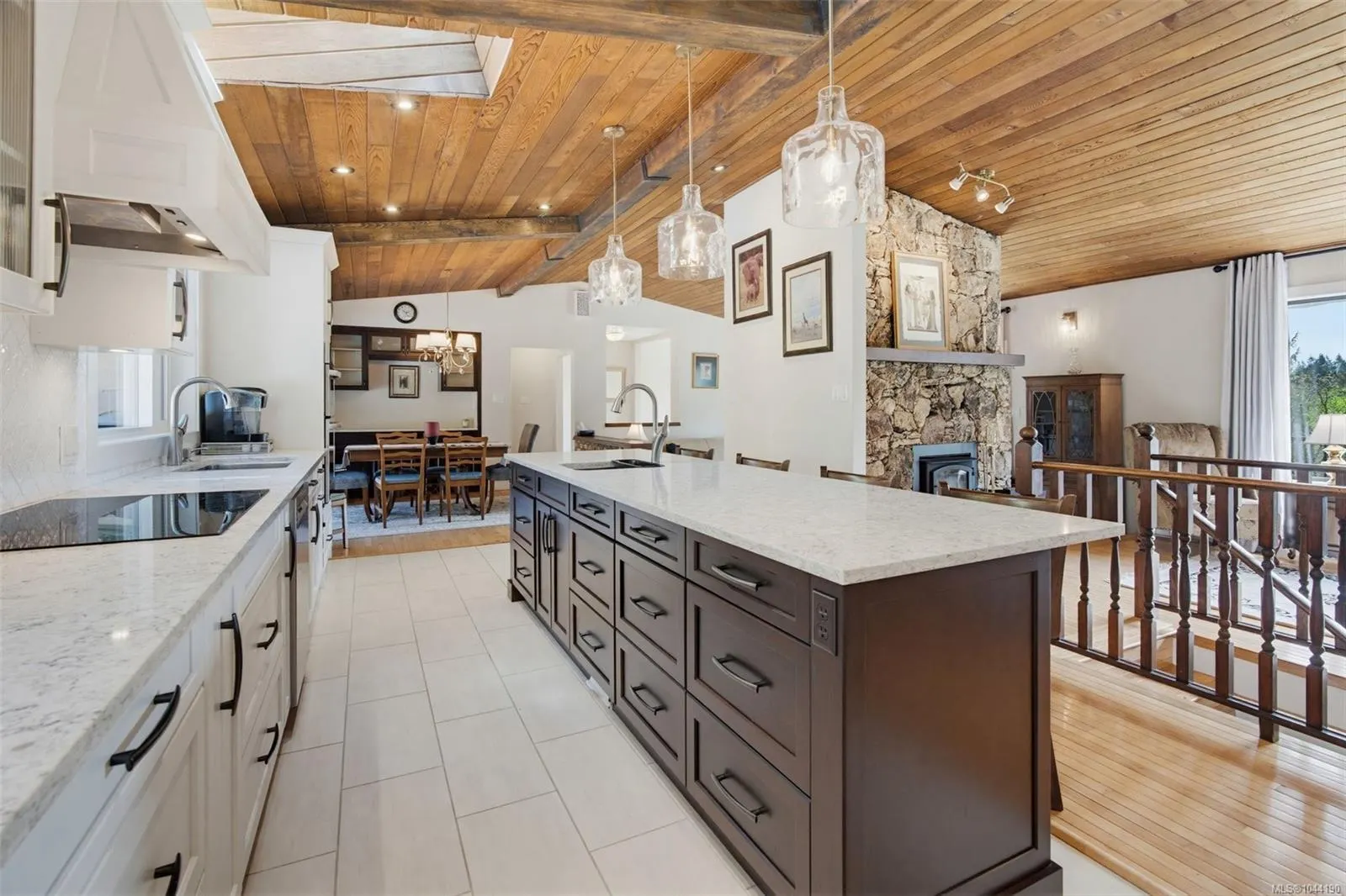 2595 Amanda Pl