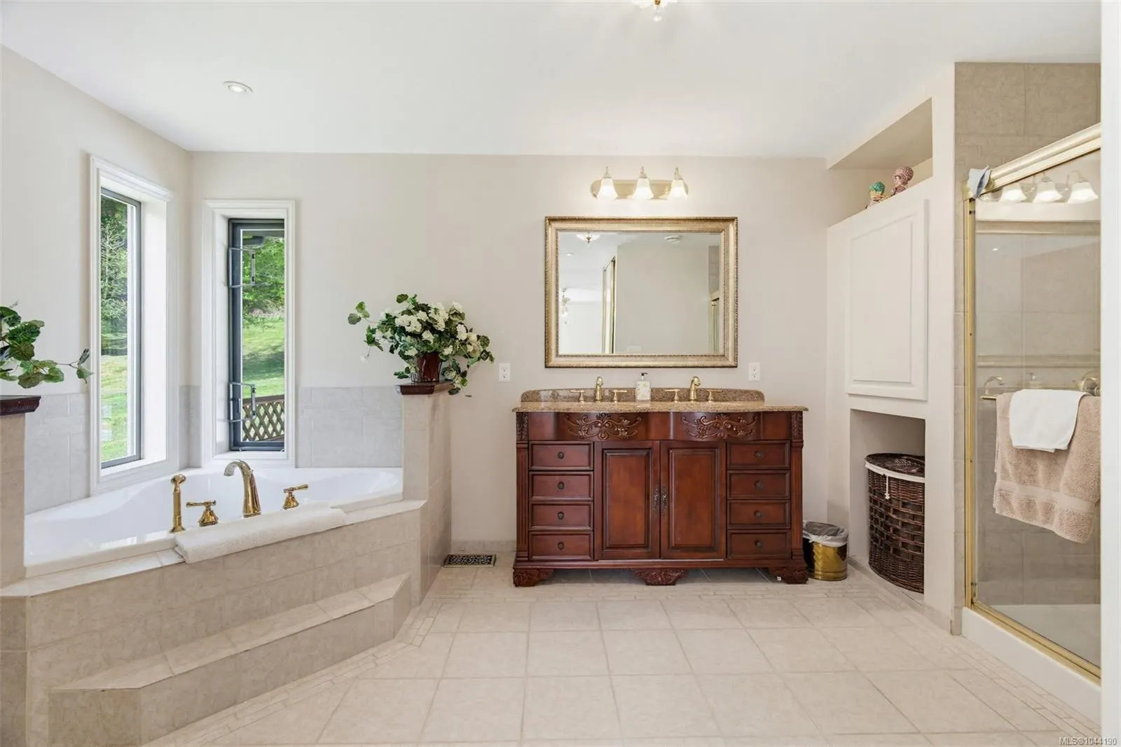 2595 Amanda Pl