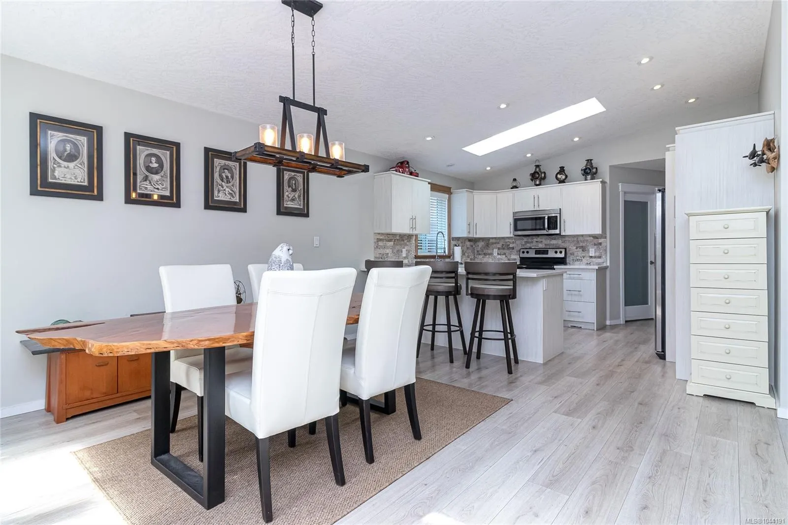 7586 Tetayut Rd
