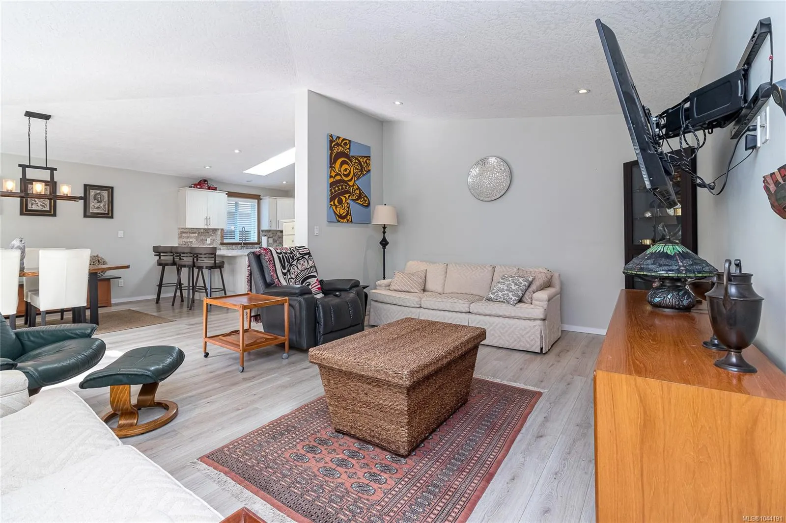 7586 Tetayut Rd