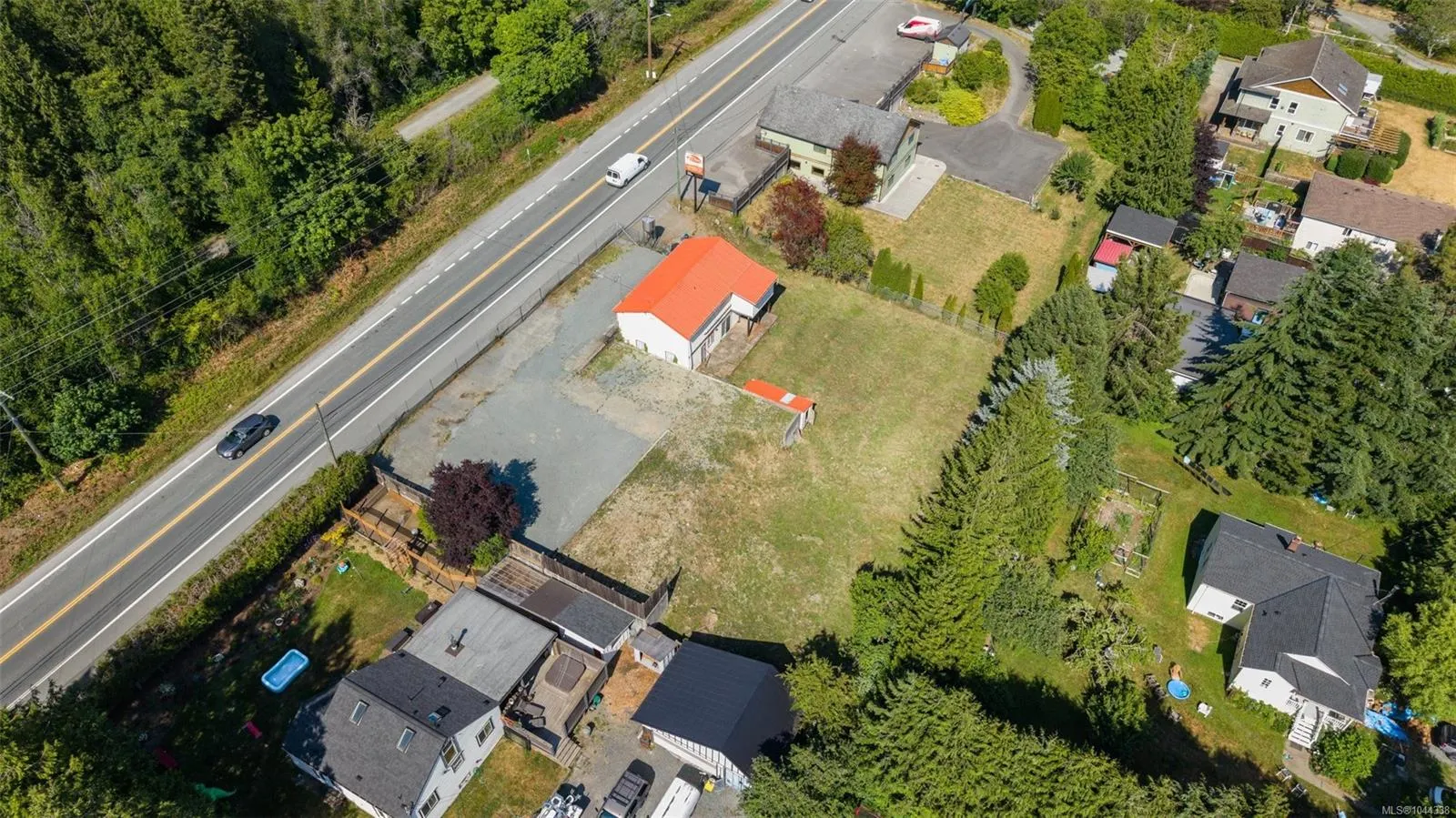 5723 Sooke Rd