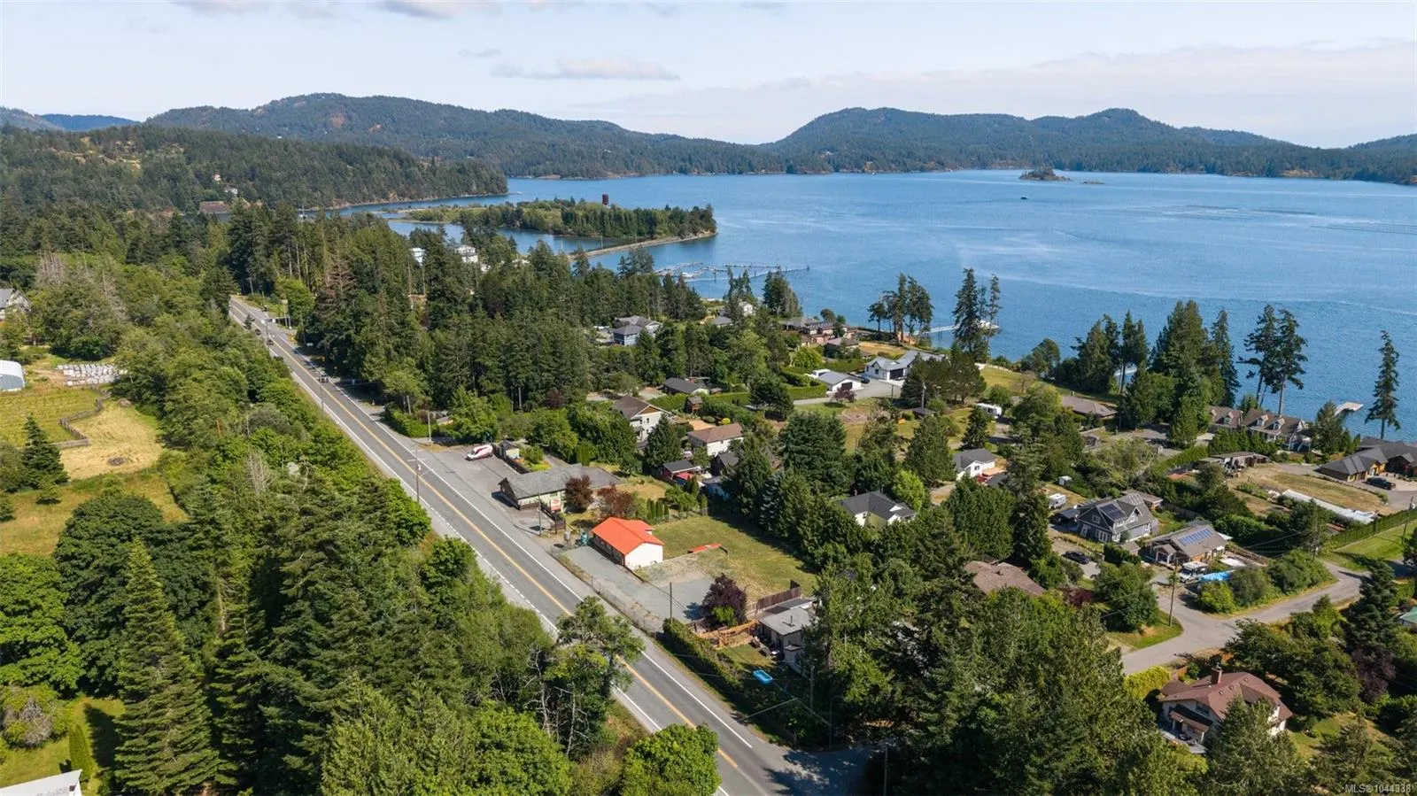 5723 Sooke Rd