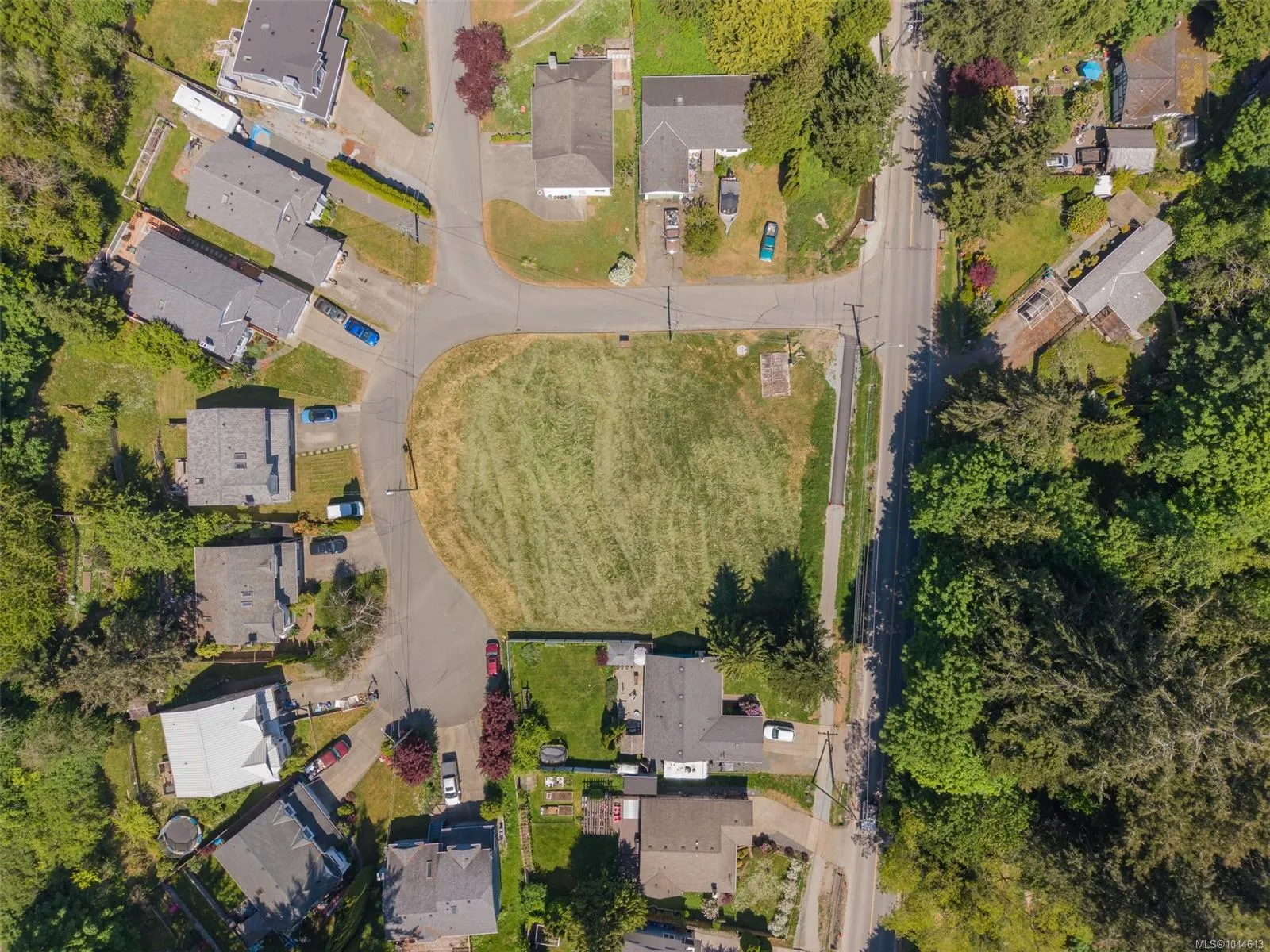 2694 Myra Pl