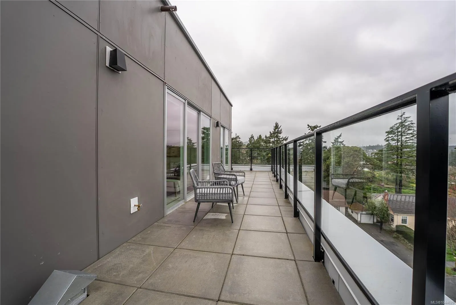 258 Helmcken Rd