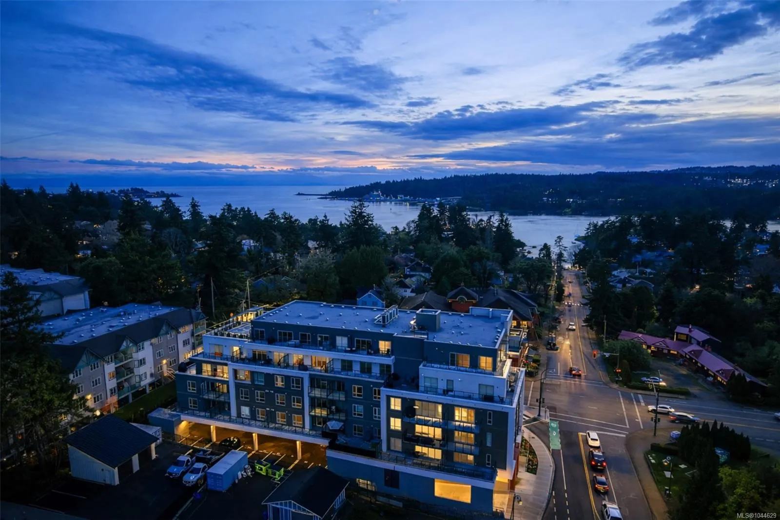 258 Helmcken Rd